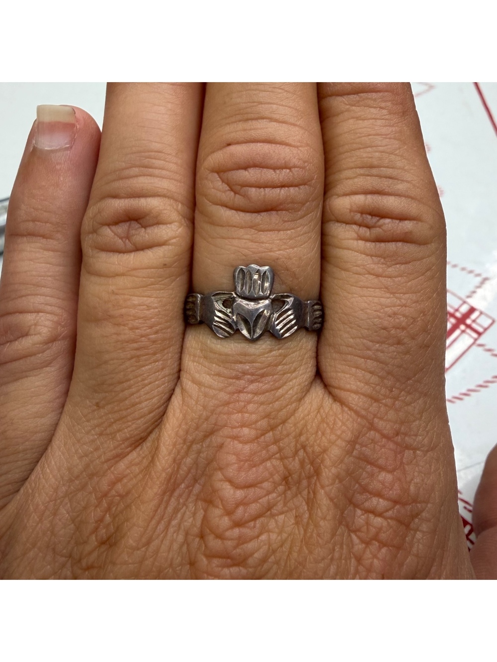 Claddagh Irish sterling silver ring size 9 vintage